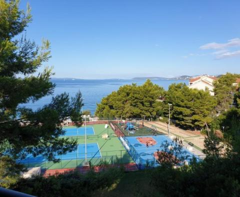 Absolutně nejlepší nabídka na prázdninovém předměstí Splitu v 5***** komplexu v 1. linii k moři v oblasti Splitu - pic 9