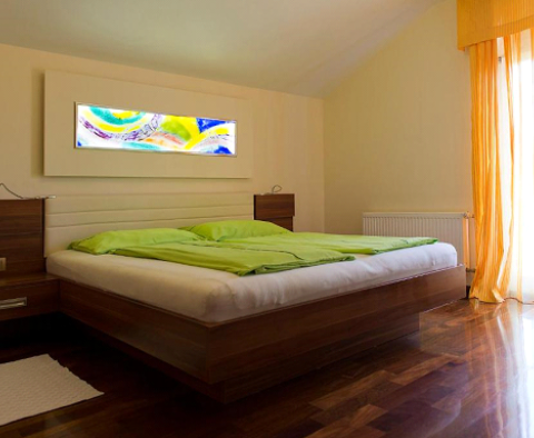 Hôtel confortable à Novi Vinodolski à seulement 150 mètres de la mer - pic 6