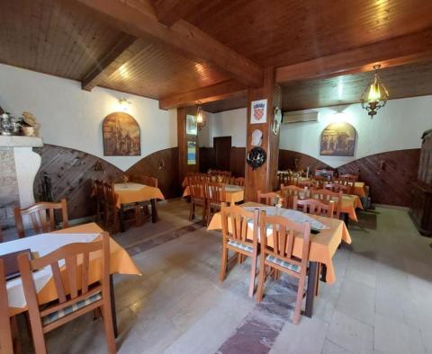 Spacious house in Buje with restaurant - pic 18