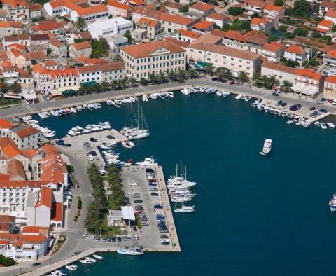 Villa à Korcula sur la 1ère ligne de mer avec une vue incroyable sur la mer et un quai privé pour les bateaux ! - pic 34