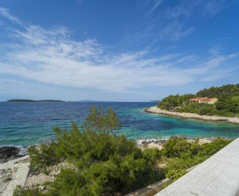 Villa on Korcula on the 1st line to the sea with incredible sea views and private dock for boats! - pic 36