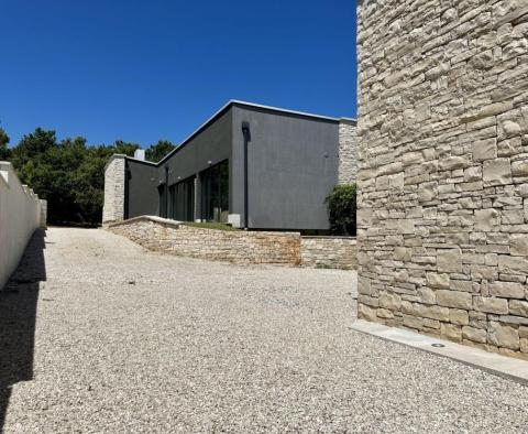 Two new modern villas in Savudrija, Umag, 1,5 km from the beach - pic 16