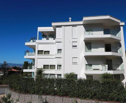 Luxusní rezidence v Ičići 100 metrů od moře nabízí několik apartmánů na prodej - pic 7