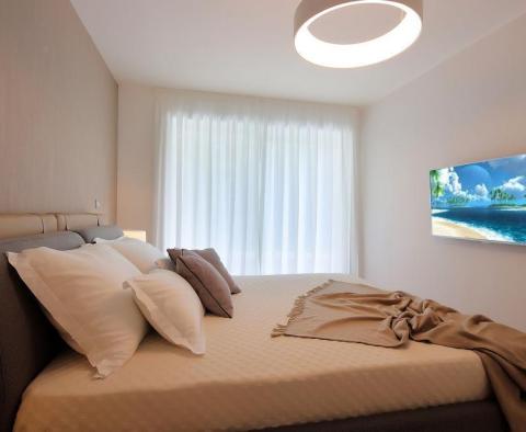 Luxusní rezidence v Ičići 100 metrů od moře nabízí několik apartmánů na prodej - pic 34
