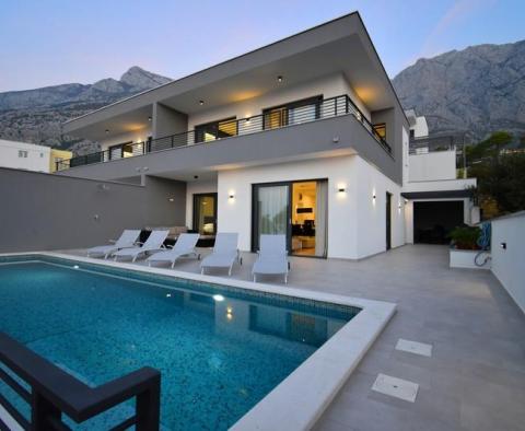 Nouvelle villa jumelée à Makarska avec piscine - pic 37