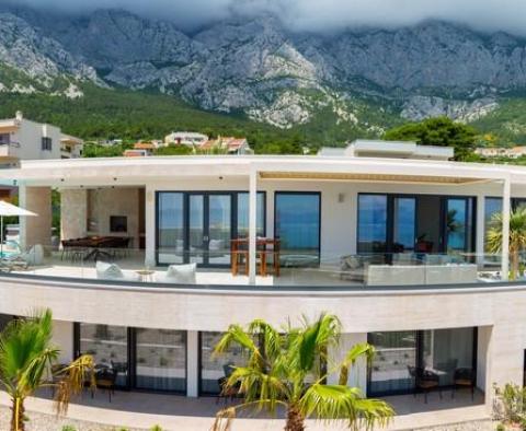 Nouvelle villa fantastique à Makarska avec vue imprenable sur la mer 