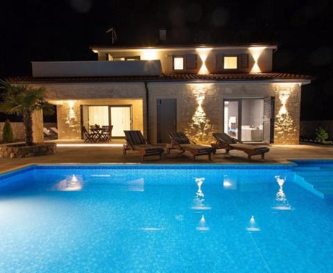 Charming villa with pool in Kras, Dobrinj - pic 4