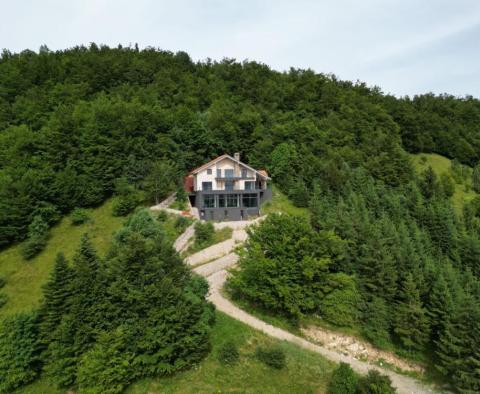 Jedinečná vila s panoramatickým výhledem na jezero, oblast Gorski Kotar - pic 26