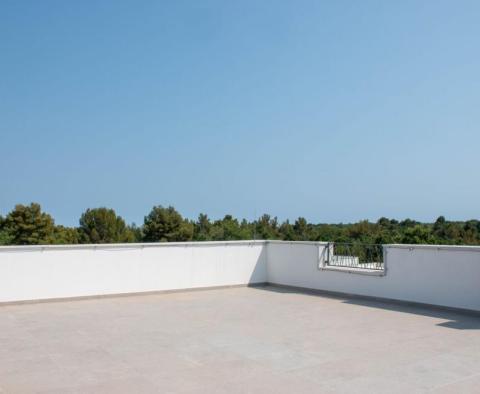 Apartment with roof terrace in Poreč - pic 8