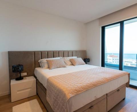 Helle, luxuriös eingerichtete Wohnung im Zentrum von Opatija mit Swimmingpool, 200 Meter vom Lungomare, Garage, Meerblick - foto 15