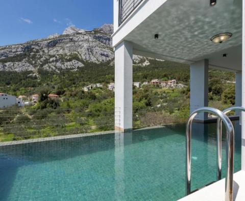 Helle neue Villa in Veliko Brdo, Makarska, mit herrlichem Meerblick - foto 21