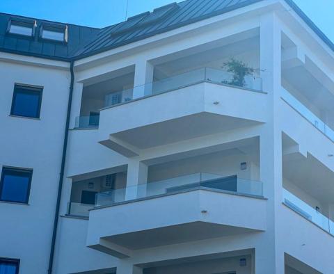 Lakás Ičićiben, Abbáziában egy új építésű lakóházban - pic 16