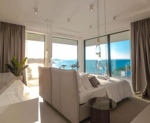 Luxury villa in a top location near Split, with sea views - pic 9