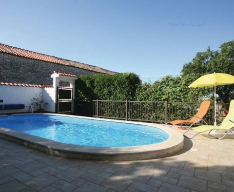 Renovated stone villa with swimming pool in Marcana - pic 14