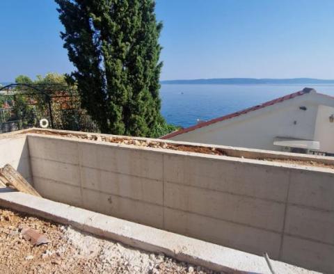 Nouveau complexe d'appartements à Ciovo avec piscine, à 50 mètres de la mer - pic 8