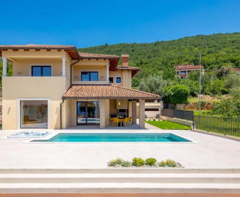 Neu erbaute mediterrane Villa auf einer hohen Klippe, erste Reihe zum Meer - foto 13