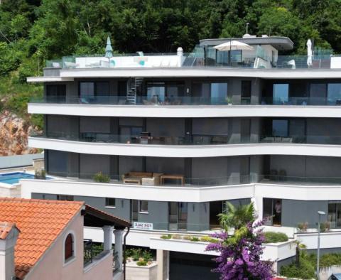 Magnifique résidence neuve dans le style Zaha Hadid à Opatija - pic 5