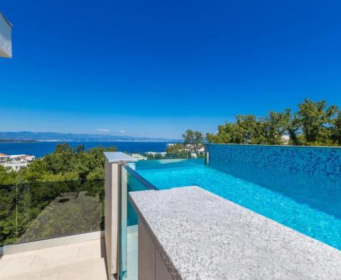 Luxus penthouse medencével és panorámás kilátással a tengerre Malinskában - pic 4