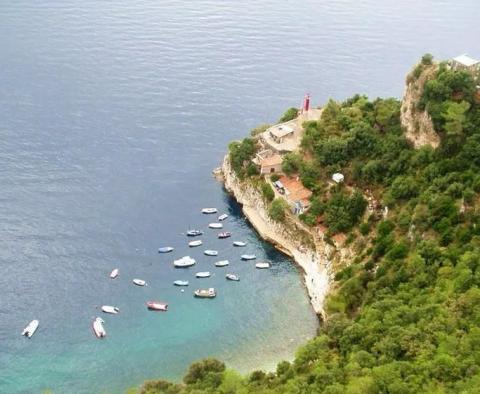 Eagle's nest villa for sale on a rock over the sea in Ika above the beach - pic 23