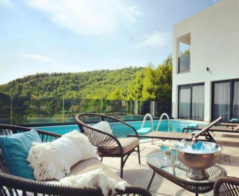 Marvellous villa in Podstrana, with stunning sea views - pic 2