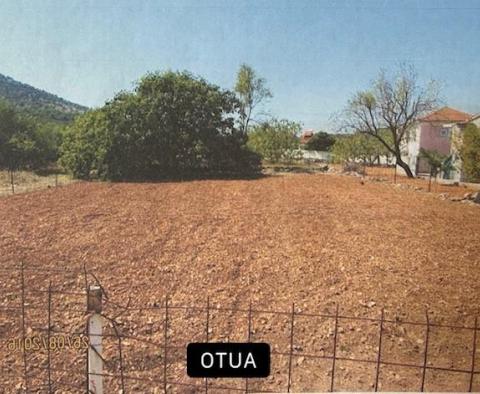 Building land plot in Vinisce - pic 2