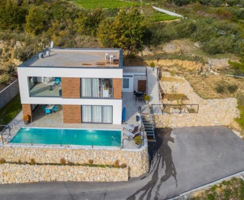 Marvellous new villa in Podstrana - pic 3