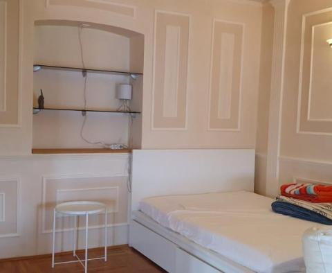 Csökkentett ár - Fantasztikus apartman első sorban a tengerhez Abbázia központjában egy történelmi villában, kilátással - pic 10