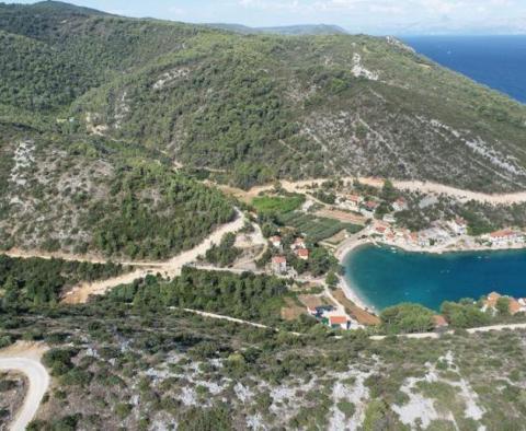 Agro land plot for sale in Jelsa area, on Hvar island - 1st line to the sea - pic 4