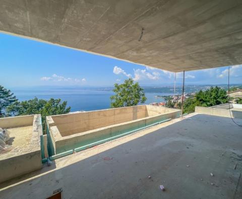 Gorgeous apartment of 239 sq.m. with private pool above the center of Opatija in an exclusive new building, garage, with sea view! - pic 6