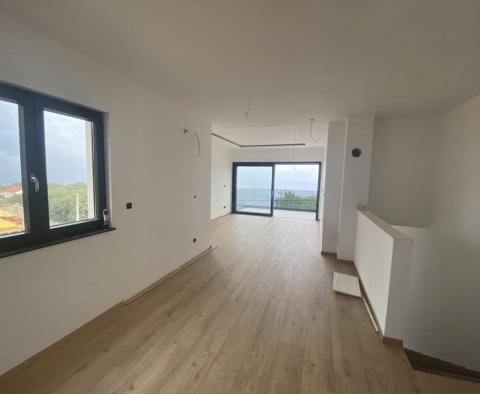 Совершенно секретная недвижимость - только для наших клиентов - двухуровневая квартира в Кострена Света Люция, Кострена с фантастическим видом на море - фото 6