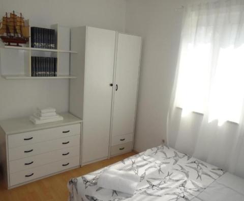 Váratlan ingatlan Malinskában - 2 hálószobás apartman mindössze 700 méterre a tengertől! - pic 5