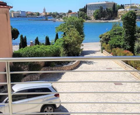 Turistická nemovitost s ideální polohou na předměstí Zadaru na 1. linii k moři - pic 6