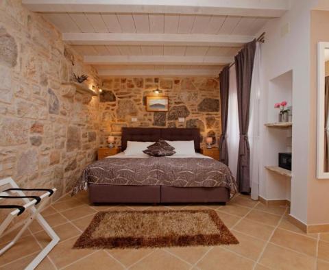 Boutique-hotel of 7 rooms by the sea on Korcula - pic 22