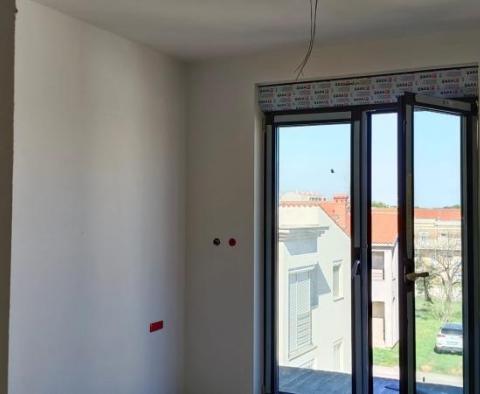 Apartmán v přízemí novostavby 100 metrů od moře, dvě ložnice, výhled na moře - Medulin - pic 9