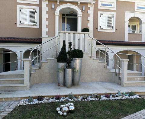 Apartment house near the sea in Funtana near Porec - pic 2