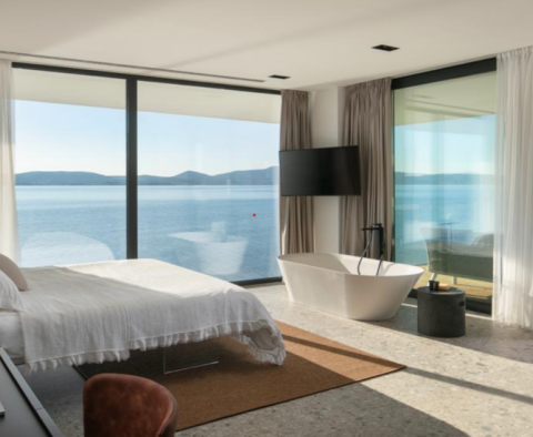 Wunderschöne moderne Villa in erster Linie am Strand in der Gegend von Zadar - foto 10