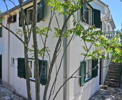 Haus in erster Meereslinie auf der Insel Solta zu verkaufen - foto 12