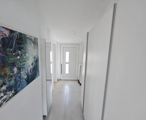 Ideal penthouse in a perfect location of Crikvenica 300 meters from the sea - pic 16