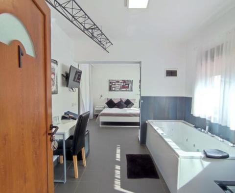 Hotel of 10 accomodation units in Umag area with sea views - pic 86