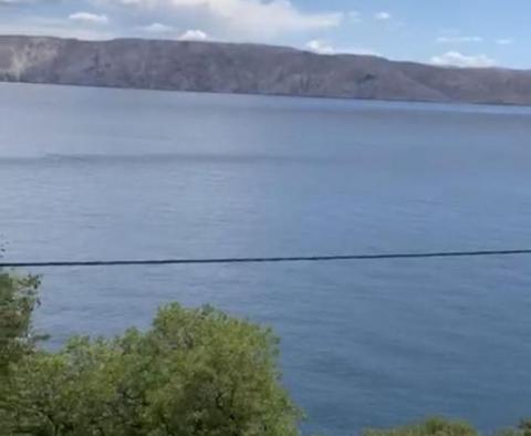 Terrain urbain avec vue sur la mer à Sibinj Krmpotski, Novi Vinodolski, à seulement 60 mètres de la mer 