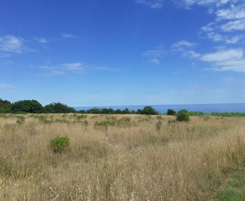 Grundstück mit T2-Zweck in Savudrija, Umag, 200 Meter vom Meer entfernt 