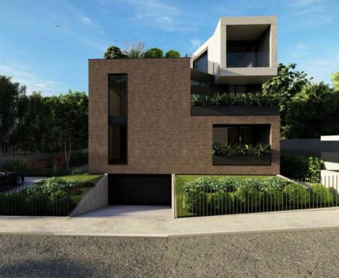 Nový luxusní byt 3+1 se zahradou v prestižní lokalitě záhřebské čtvrti Zelengaj 