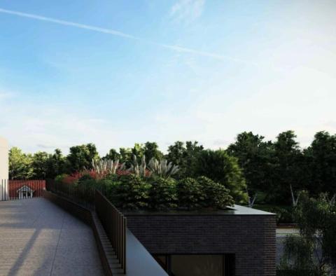 Nový luxusní byt 3+1 se zahradou v prestižní lokalitě záhřebské čtvrti Zelengaj - pic 11
