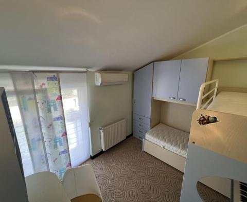 Квартира по отличной цене в Ичичи в 500 м от пляжа, балкон, панорамный вид на море. - фото 7