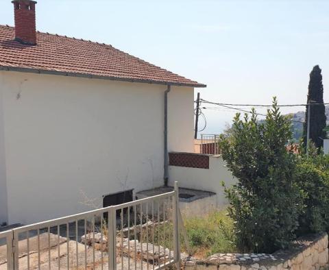 Detached house 110 m from the sea, with terrace and sea view on Ciovo, Mavarstica area - pic 7