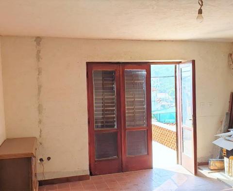 Detached house 110 m from the sea, with terrace and sea view on Ciovo, Mavarstica area - pic 9