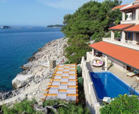 Gorgeous family villa on te 1st line to the sea on Korcula island, with private swimming area and yacht mooring! - pic 3
