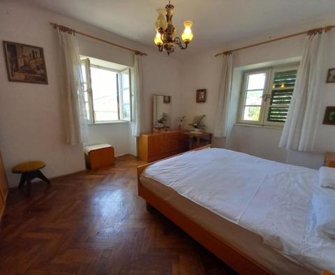 Romantic retro apartment in a maintained seaside house, center of Volosko, 100 meters from the sea only - pic 10