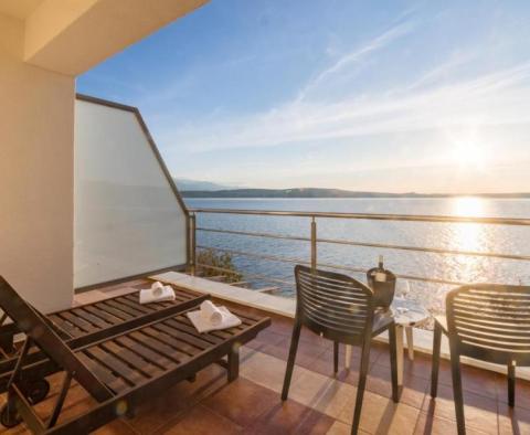 Neues Hotel in erster Meereslinie am Strand in der Gegend von Zadar mit Spa-Center zu verkaufen! - foto 19