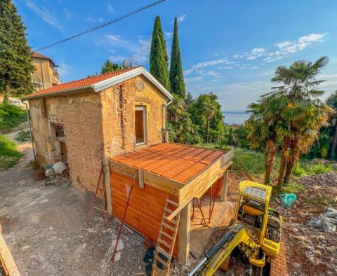 Инвестиционная недвижимость в Опатии- каменный дом с садом над центром под полную реконструкцию - фото 4